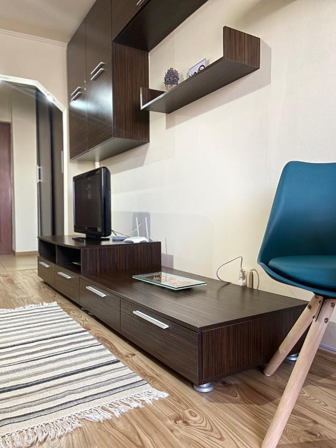 Apartament Lotus Marisa Appartamento Turda Esterno foto